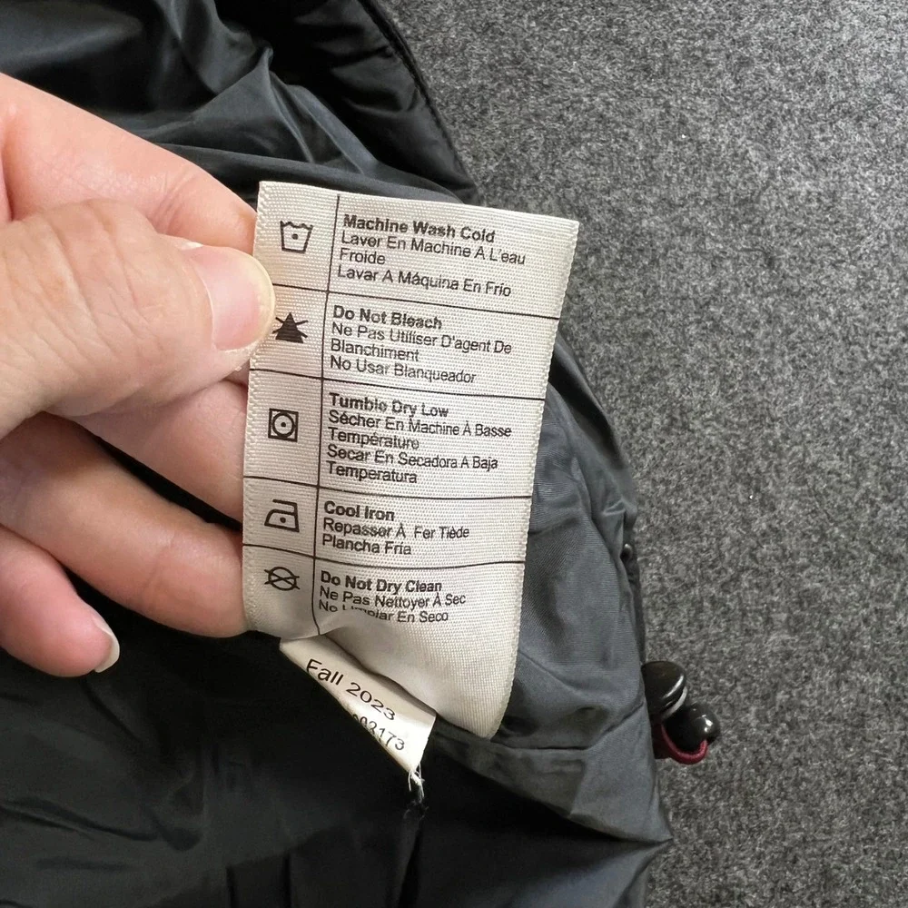 Carhartt Rain Defender Vest Mens XL Black Relaxed Fit Quilted Puffer OV2286-M